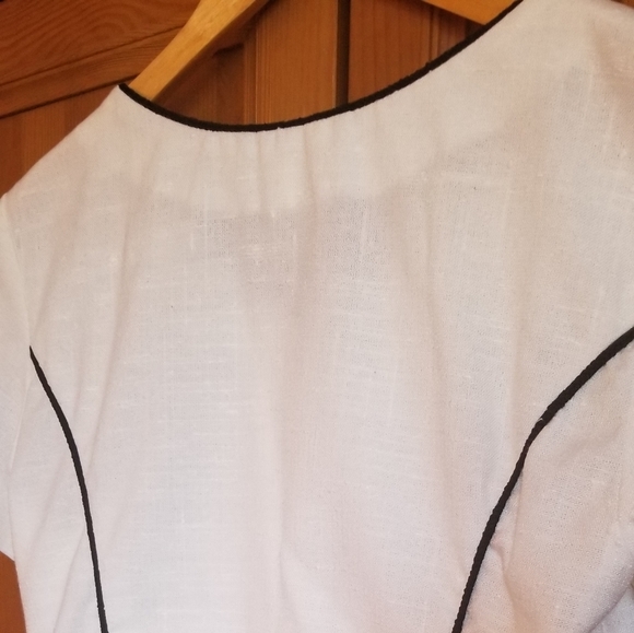 Vintage Linen top - Picture 2 of 2